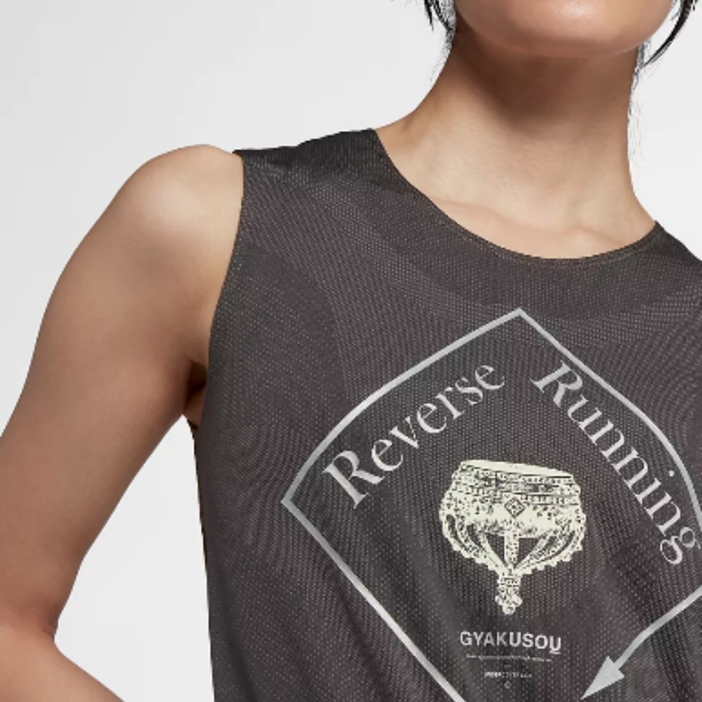SOLD: Reverse Running Club Nike Tank - Picture 4 of 6
